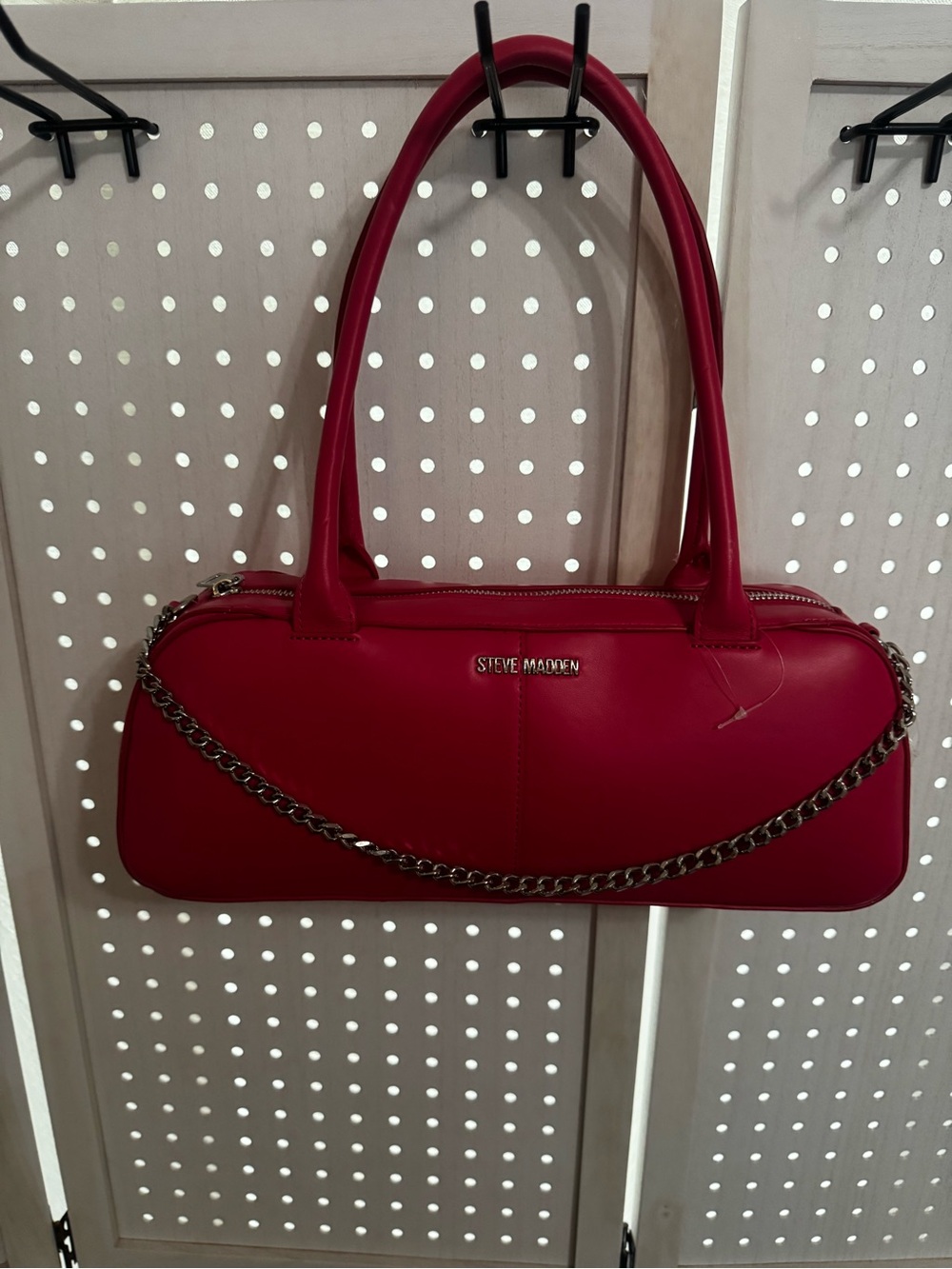 Steve Madden Crimson Shoulder Bag with Chain Strap
